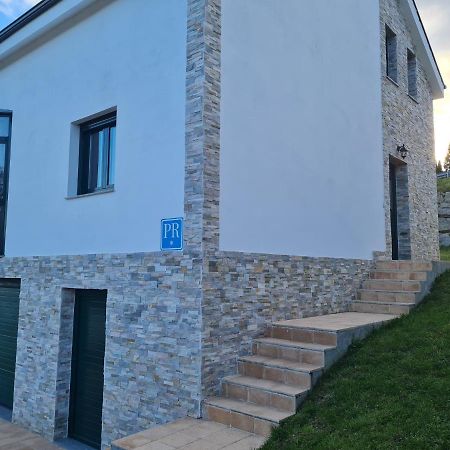 Sleeping Portomarin 1 Ξενοδοχείο Εξωτερικό φωτογραφία